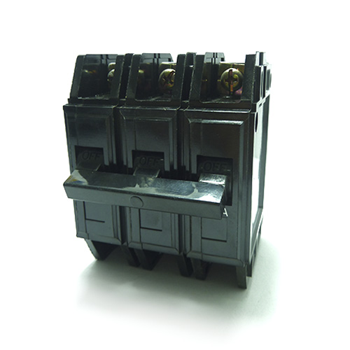 BREAKER SUPERFICIAL 3P X 30A